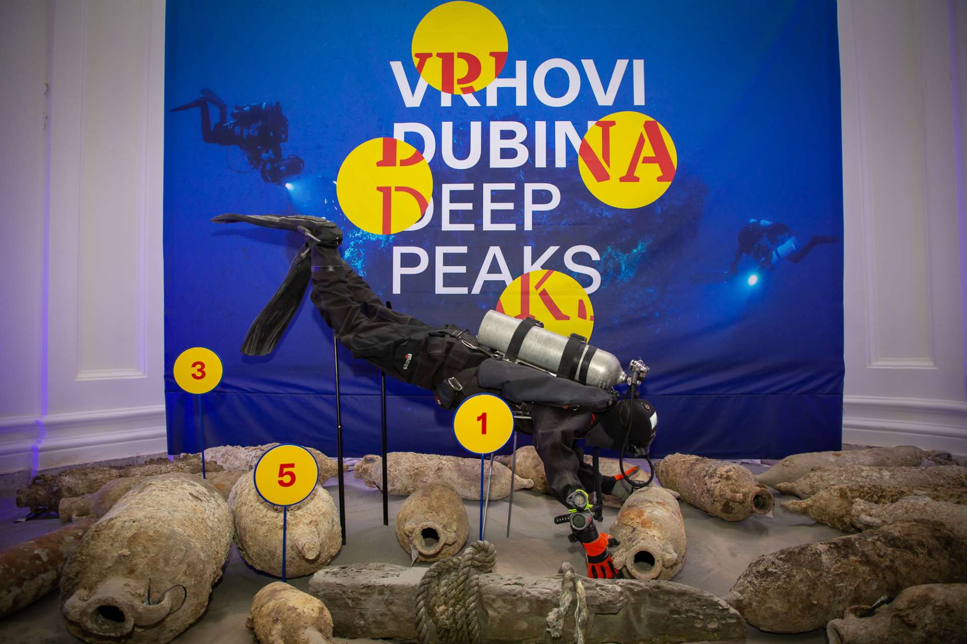 Otvorena izložba „Vrhovi dubina – podvodna baština Splitsko-dalmatinske županije”